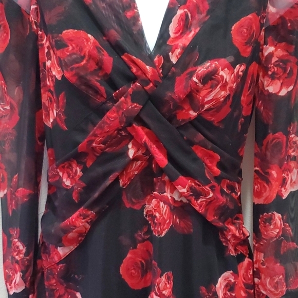 INC INTERNATIONAL CONCEPTS BLOUSE, Sz S, BLACK/RED, STRETCH, NEW - Picture 5 of 16